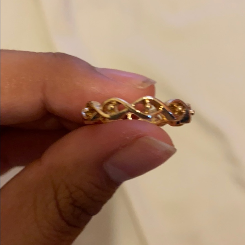 Beautiful rings - Picture 2 of 8